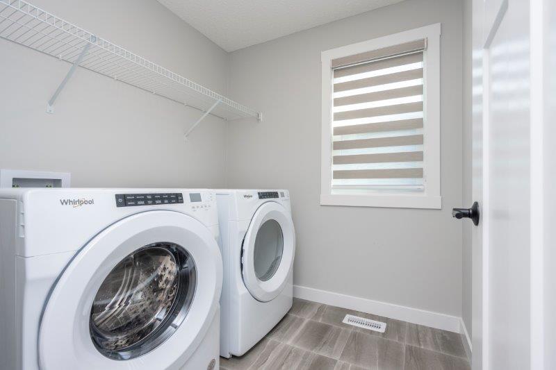 20405 45 St SE, Calgary, 3 Bedrooms Bedrooms, 0 ,2.5 BathroomsBathrooms,Houses,For Rent,20405 45 St SE,0,2981