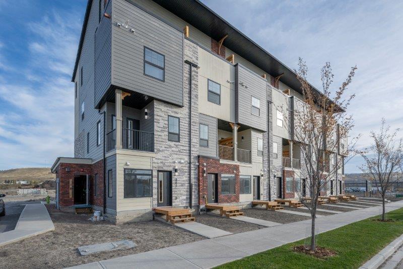 301, 156 Park Street, Cochrane, 3 Bedrooms Bedrooms, 0 ,1.5 BathroomsBathrooms,Condos/Townhouses,For Rent,Solstice,301, 156 Park Street,0,3012