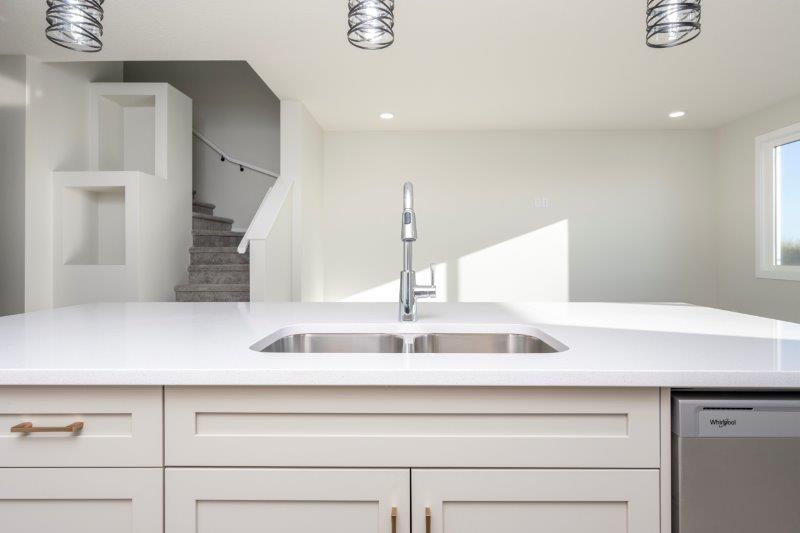 114 Finch Gardens SE, Calgary, 3 Bedrooms Bedrooms, 0 ,2 BathroomsBathrooms,Condos/Townhouses,For Rent,0,3035