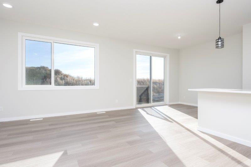 114 Finch Gardens SE, Calgary, 3 Bedrooms Bedrooms, 0 ,2 BathroomsBathrooms,Condos/Townhouses,For Rent,0,3035