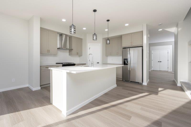 114 Finch Gardens SE, Calgary, 3 Bedrooms Bedrooms, 0 ,2 BathroomsBathrooms,Condos/Townhouses,For Rent,0,3035