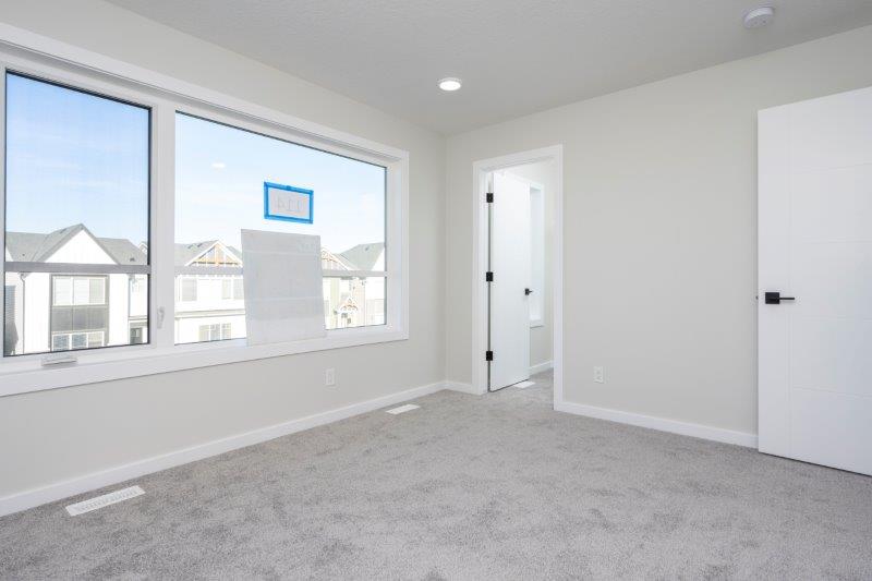 114 Finch Gardens SE, Calgary, 3 Bedrooms Bedrooms, 0 ,2 BathroomsBathrooms,Condos/Townhouses,For Rent,0,3035