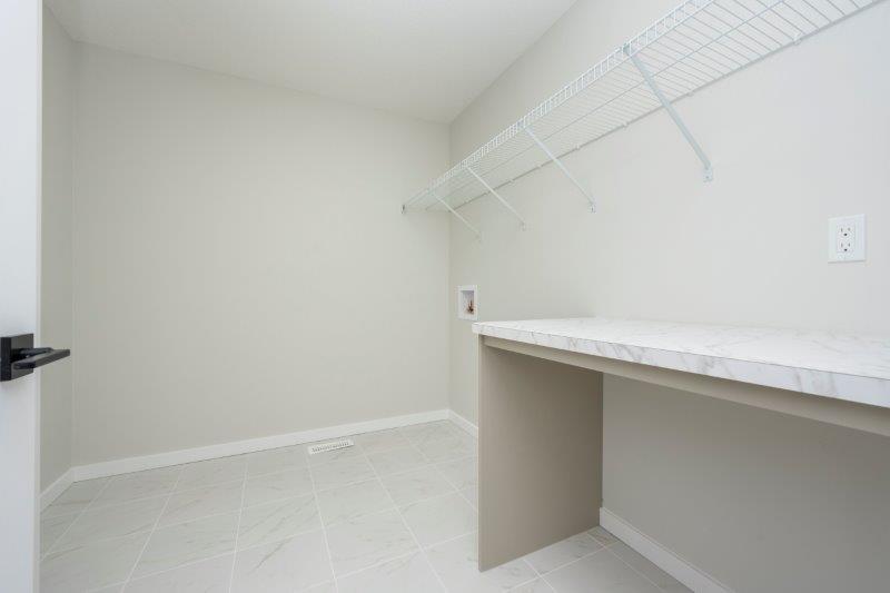 114 Finch Gardens SE, Calgary, 3 Bedrooms Bedrooms, 0 ,2 BathroomsBathrooms,Condos/Townhouses,For Rent,0,3035