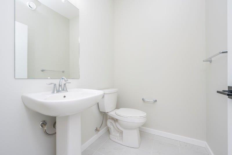 114 Finch Gardens SE, Calgary, 3 Bedrooms Bedrooms, 0 ,2 BathroomsBathrooms,Condos/Townhouses,For Rent,0,3035