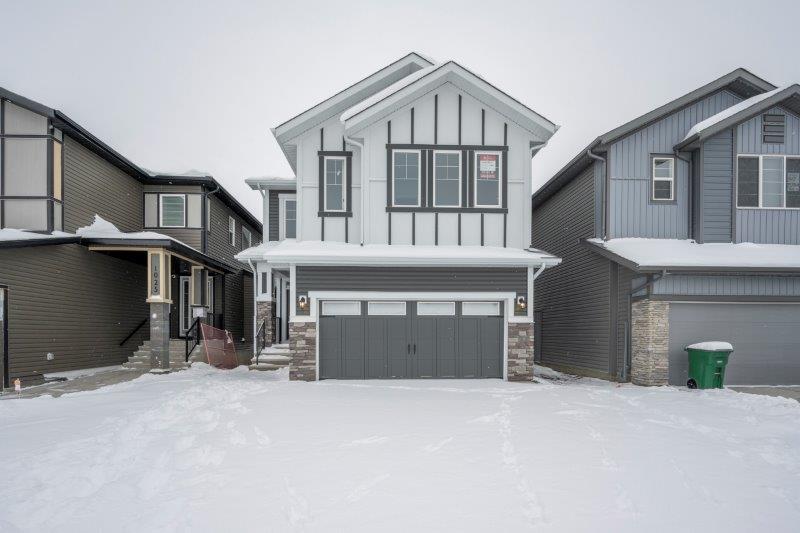 1021 Midtown Ave SW, Airdrie, 5 Bedrooms Bedrooms, 0 ,4 BathroomsBathrooms,Houses,For Rent,1021 Midtown Ave SW,0,3064
