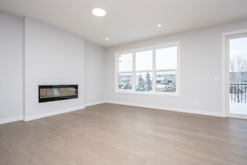 1021 Midtown Ave SW, Airdrie, 5 Bedrooms Bedrooms, 0 ,4 BathroomsBathrooms,Houses,For Rent,1021 Midtown Ave SW,0,3064