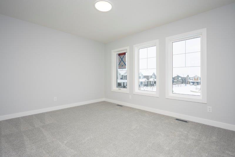 1021 Midtown Ave SW, Airdrie, 5 Bedrooms Bedrooms, 0 ,4 BathroomsBathrooms,Houses,For Rent,1021 Midtown Ave SW,0,3064