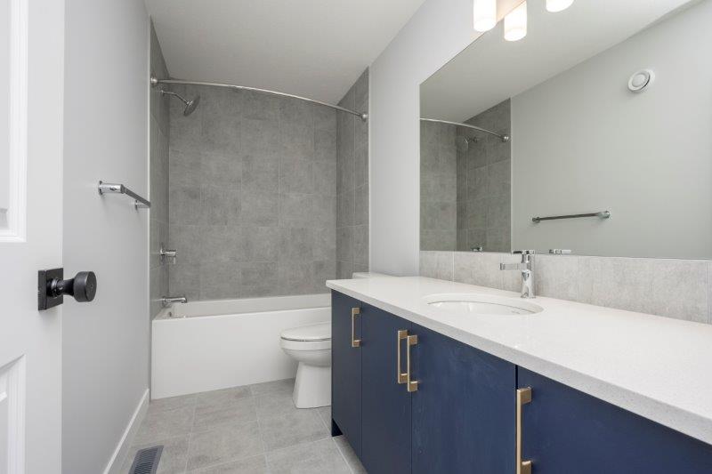 1021 Midtown Ave SW, Airdrie, 5 Bedrooms Bedrooms, 0 ,4 BathroomsBathrooms,Houses,For Rent,1021 Midtown Ave SW,0,3064