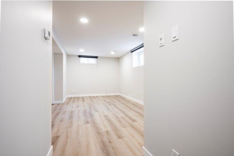 2735B Brecken Rd NW, Calgary, 2 Bedrooms Bedrooms, ,1 BathroomBathrooms,Houses,Rented,2735B Brecken Rd NW,3069