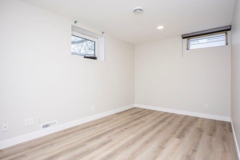 2735B Brecken Rd NW, Calgary, 2 Bedrooms Bedrooms, ,1 BathroomBathrooms,Houses,Rented,2735B Brecken Rd NW,3069