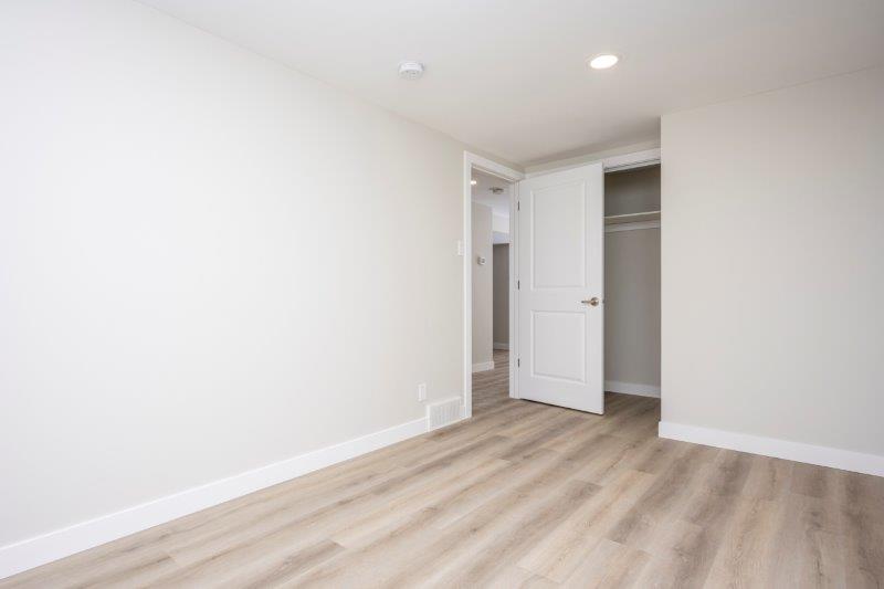 2735B Brecken Rd NW, Calgary, 2 Bedrooms Bedrooms, ,1 BathroomBathrooms,Houses,Rented,2735B Brecken Rd NW,3069