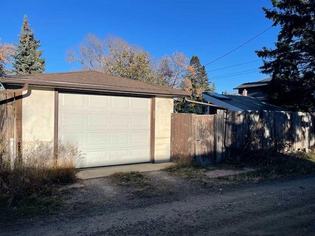 2735B Brecken Rd NW, Calgary, 2 Bedrooms Bedrooms, ,1 BathroomBathrooms,Houses,Rented,2735B Brecken Rd NW,3069