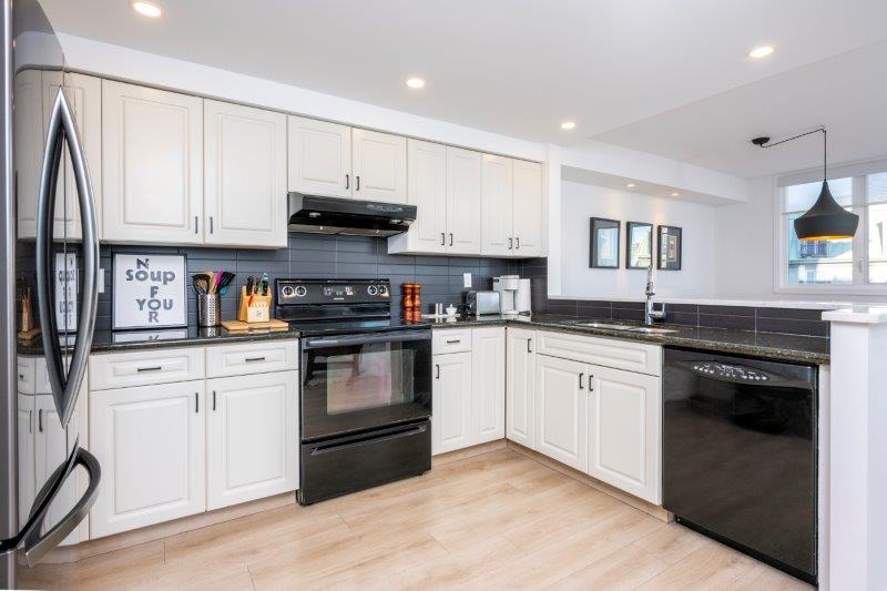 502, 225 25 Ave SW, Calgary, 2 Bedrooms Bedrooms, ,2 BathroomsBathrooms,Condos/Townhouses,Rented,Riverscape ,502, 225 25 Ave SW,3094