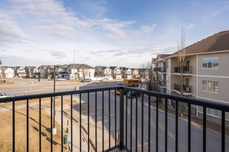 1202, 1540 Sherwood Blvd NW, Calgary, 2 Bedrooms Bedrooms, ,2 BathroomsBathrooms,Condos/Townhouses,Rented,Treo Beacon Heights,1202, 1540 Sherwood Blvd NW,3104