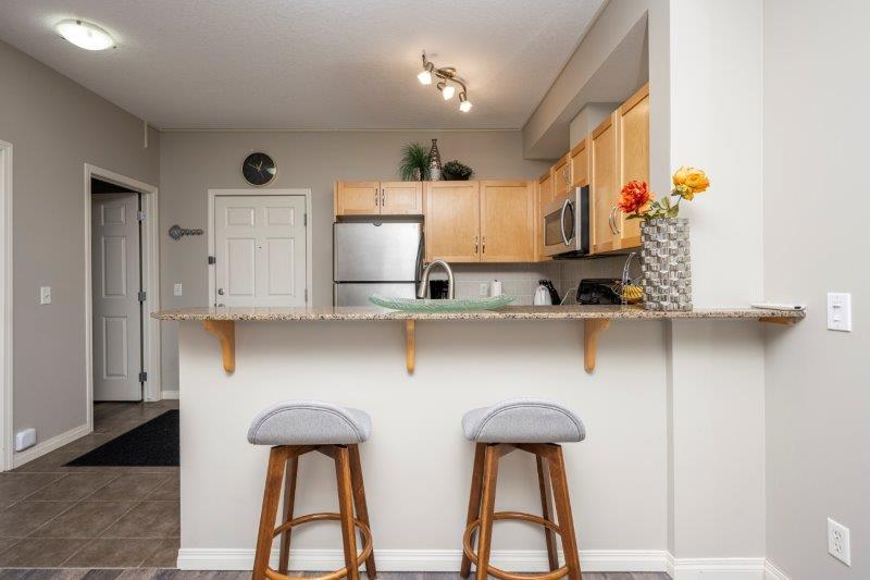205, 5720 2 Street SW, Calgary, 2 Bedrooms Bedrooms, ,2 BathroomsBathrooms,Condos/Townhouses,Rented,Manchester Place,205, 5720 2 Street SW,3106