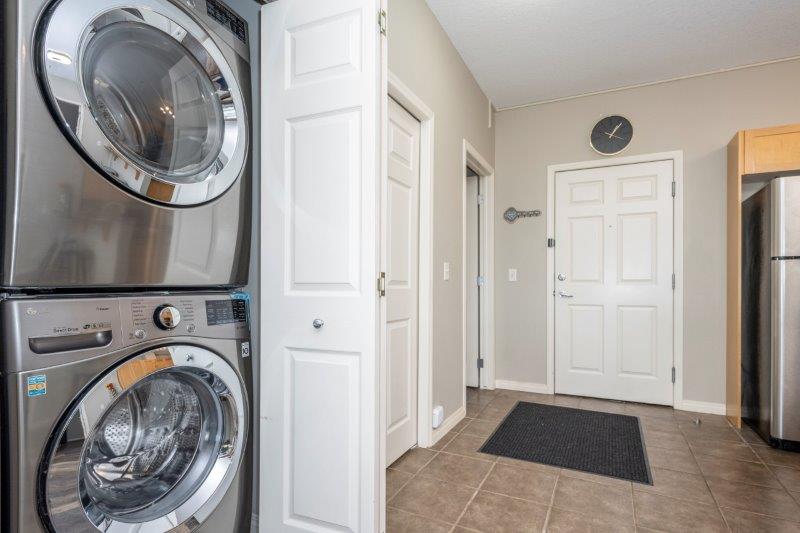 205, 5720 2 Street SW, Calgary, 2 Bedrooms Bedrooms, ,2 BathroomsBathrooms,Condos/Townhouses,Rented,Manchester Place,205, 5720 2 Street SW,3106