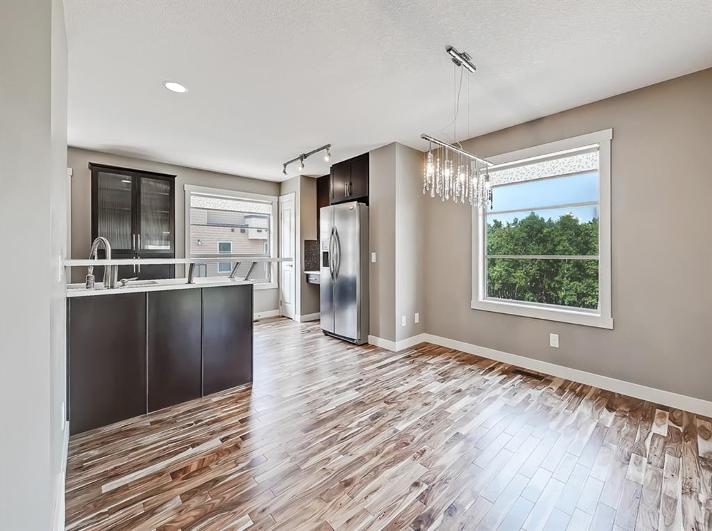 27 Aspen Hills Common Southwest, Calgary, 2 Bedrooms Bedrooms, 0 ,2.5 BathroomsBathrooms,Condos/Townhouses,For Rent,Mosaic of Aspen Hills,27 Aspen Hills Common Southwest,0,3117