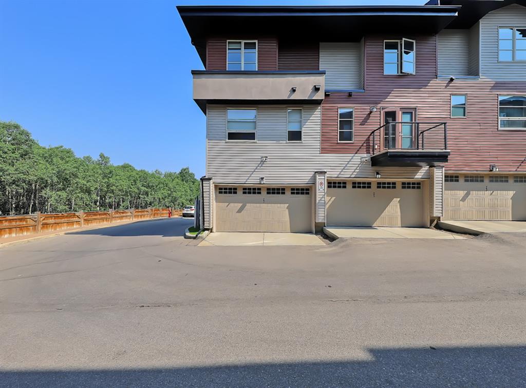 27 Aspen Hills Common Southwest, Calgary, 2 Bedrooms Bedrooms, 0 ,2.5 BathroomsBathrooms,Condos/Townhouses,For Rent,Mosaic of Aspen Hills,27 Aspen Hills Common Southwest,0,3117