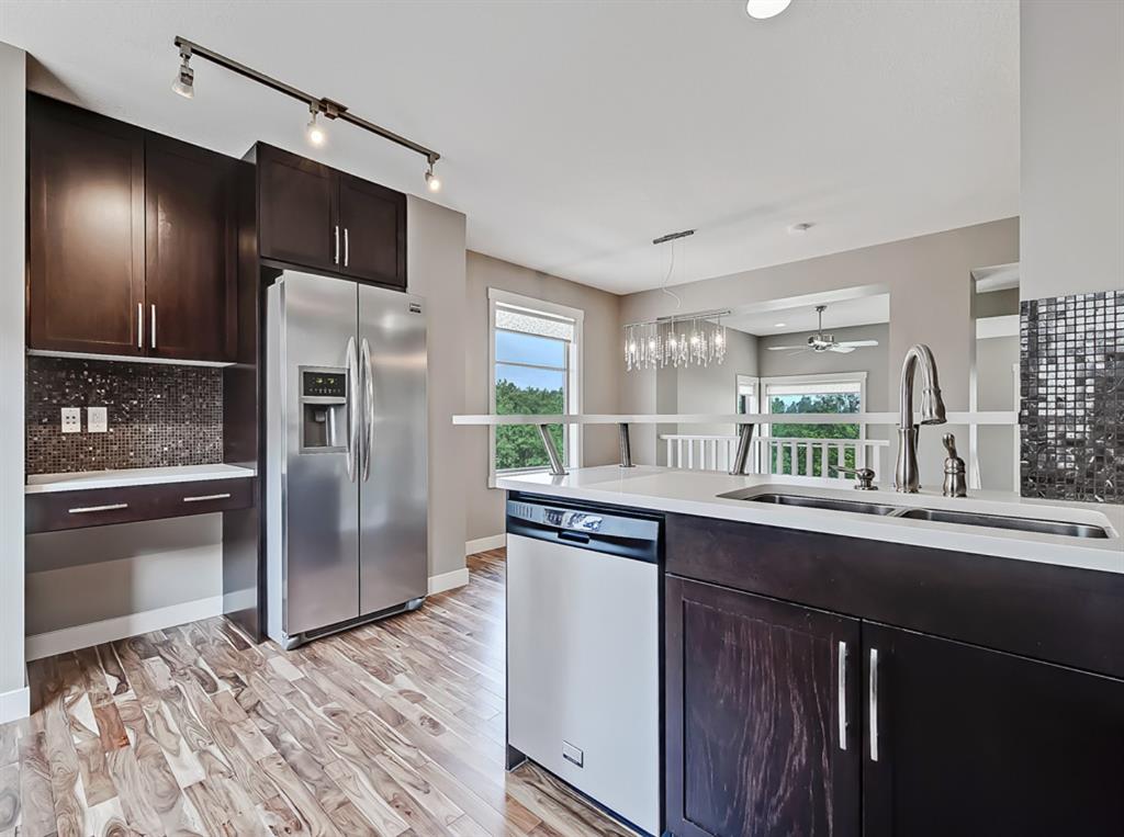 27 Aspen Hills Common Southwest, Calgary, 2 Bedrooms Bedrooms, 0 ,2.5 BathroomsBathrooms,Condos/Townhouses,For Rent,Mosaic of Aspen Hills,27 Aspen Hills Common Southwest,0,3117