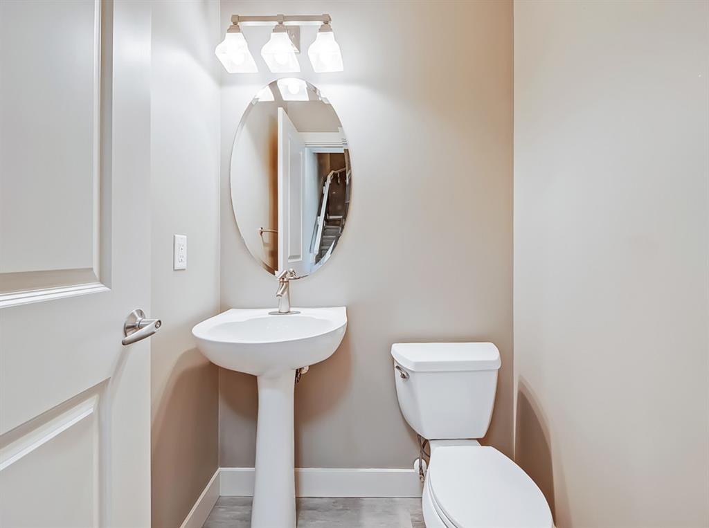 27 Aspen Hills Common Southwest, Calgary, 2 Bedrooms Bedrooms, 0 ,2.5 BathroomsBathrooms,Condos/Townhouses,For Rent,Mosaic of Aspen Hills,27 Aspen Hills Common Southwest,0,3117