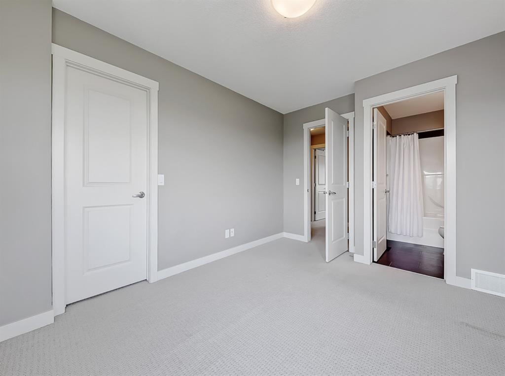 27 Aspen Hills Common Southwest, Calgary, 2 Bedrooms Bedrooms, 0 ,2.5 BathroomsBathrooms,Condos/Townhouses,For Rent,Mosaic of Aspen Hills,27 Aspen Hills Common Southwest,0,3117