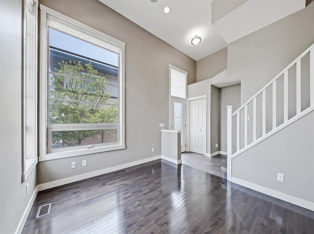 27 Aspen Hills Common Southwest, Calgary, 2 Bedrooms Bedrooms, 0 ,2.5 BathroomsBathrooms,Condos/Townhouses,For Rent,Mosaic of Aspen Hills,27 Aspen Hills Common Southwest,0,3117