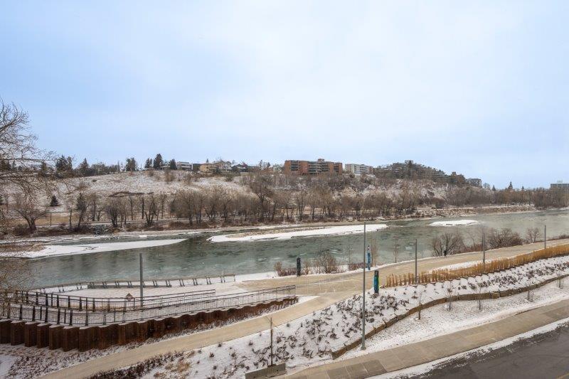 508, 110 2 Avenue Southeast, Calgary, 2 Bedrooms Bedrooms, ,2 BathroomsBathrooms,Condos/Townhouses,Rented,Broadview Gardens Close,508, 110 2 Avenue Southeast,3126