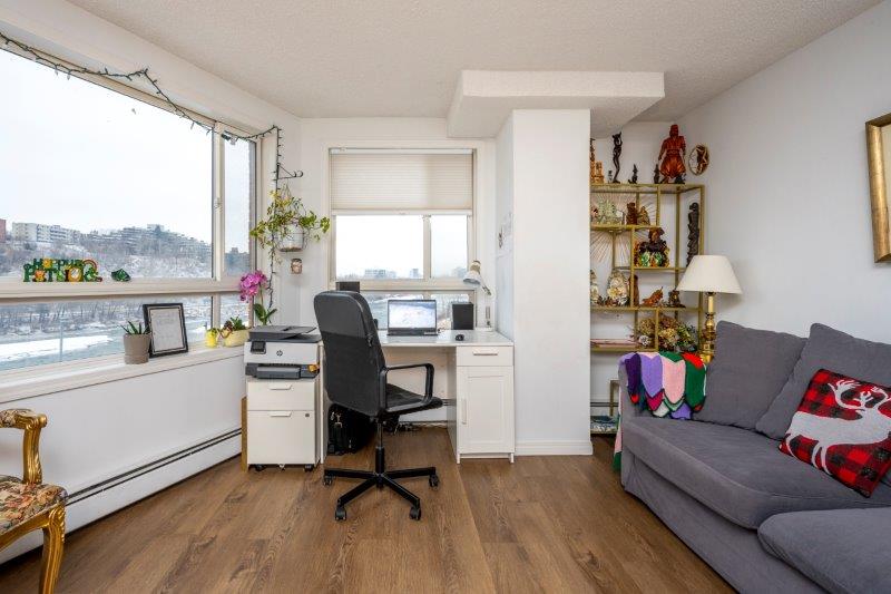 508, 110 2 Avenue Southeast, Calgary, 2 Bedrooms Bedrooms, ,2 BathroomsBathrooms,Condos/Townhouses,Rented,Broadview Gardens Close,508, 110 2 Avenue Southeast,3126