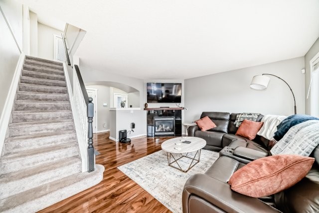 615 Copperfield Boulevard Southeast, Calgary, 3.5 Bedrooms Bedrooms, ,2.5 BathroomsBathrooms,Houses,Rented,615 Copperfield Boulevard Southeast,3131