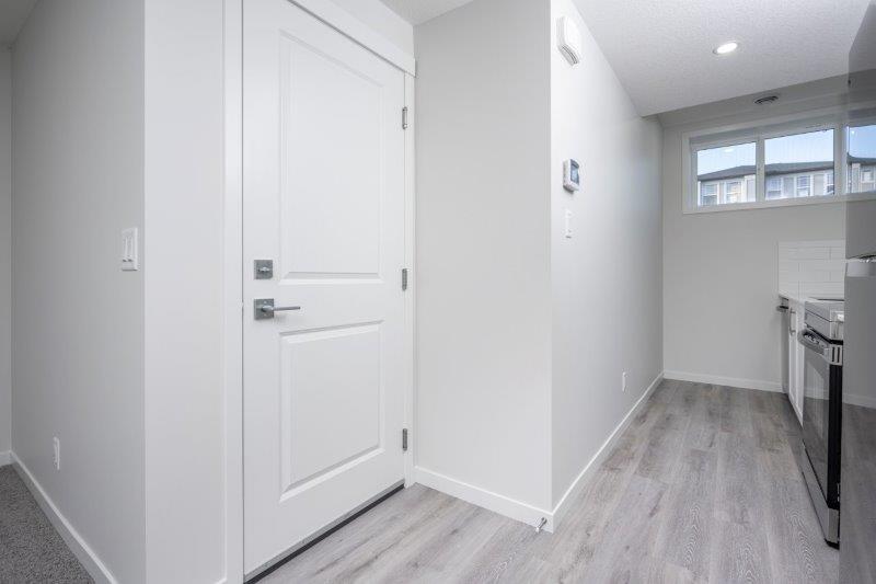 18 Yarrow Street, Okotoks, 1 Bedroom Bedrooms, ,1 BathroomBathrooms,Houses,Rented,18 Yarrow Street,3136