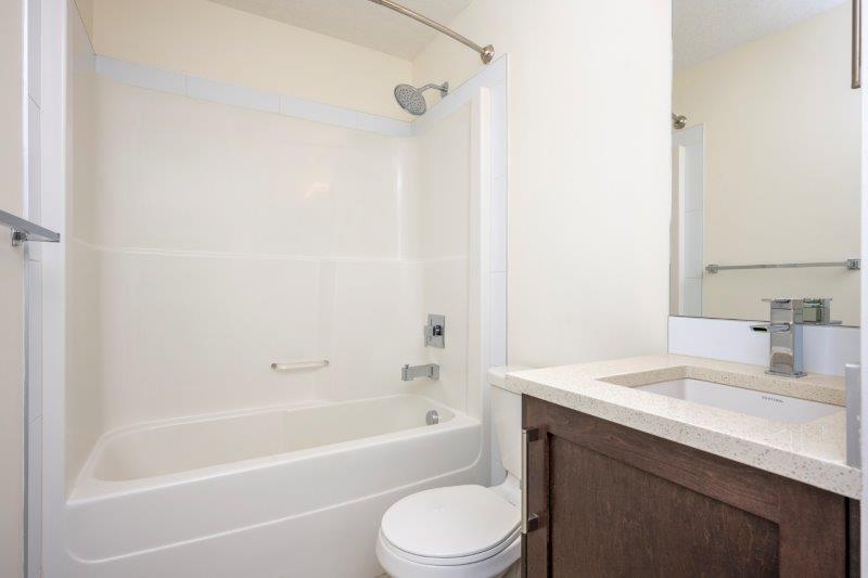 303, 4 Sage Hill Terrace NW, Calgary, 2 Bedrooms Bedrooms, ,2 BathroomsBathrooms,Condos/Townhouses,Rented,Viridian,303, 4 Sage Hill Terrace NW,3139