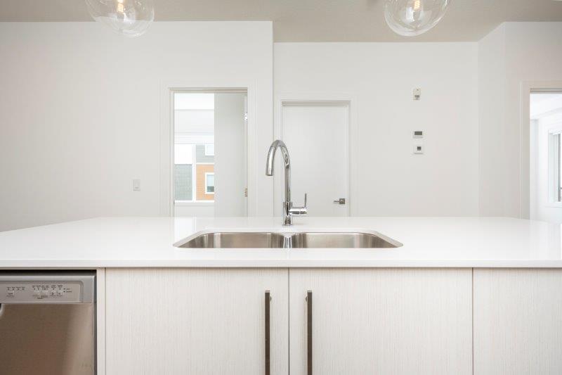 2201, 6 Merganser Drive West, Chestermere, 3 Bedrooms Bedrooms, ,2 BathroomsBathrooms,Condos/Townhouses,Rented,Lockwood,2201, 6 Merganser Drive West,3140