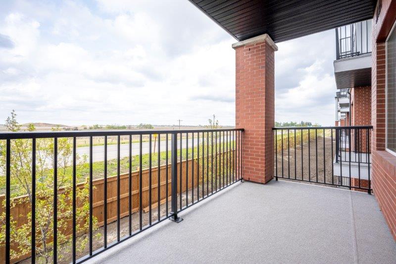 2201, 6 Merganser Drive West, Chestermere, 3 Bedrooms Bedrooms, ,2 BathroomsBathrooms,Condos/Townhouses,Rented,Lockwood,2201, 6 Merganser Drive West,3140