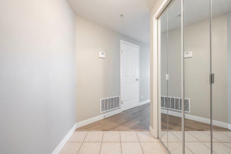 907, 683 10 Street SW, Calgary, 2 Bedrooms Bedrooms, 0 ,2 BathroomsBathrooms,Condos/Townhouses,For Rent,Vista West,907, 683 10 Street SW,0,3144