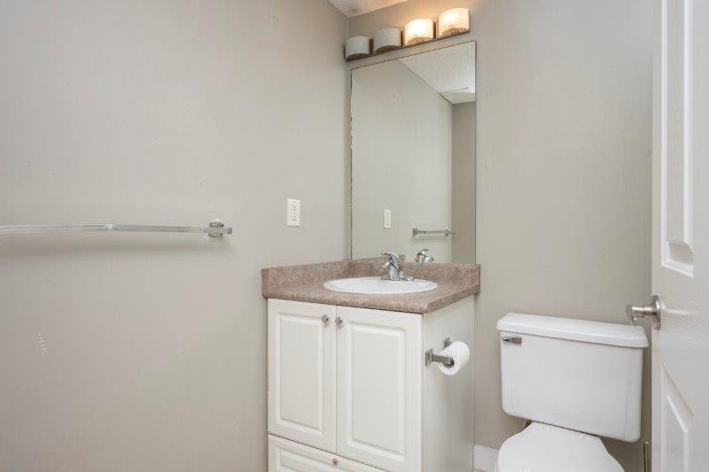 907, 683 10 Street SW, Calgary, 2 Bedrooms Bedrooms, 0 ,2 BathroomsBathrooms,Condos/Townhouses,For Rent,Vista West,907, 683 10 Street SW,0,3144