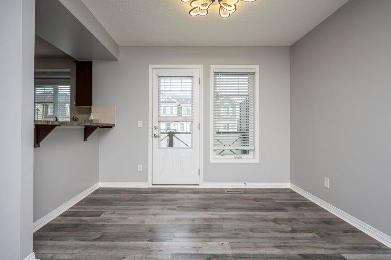 105 Windstone Park Southwest, Airdrie, 2 Bedrooms Bedrooms, ,1.5 BathroomsBathrooms,Condos/Townhouses,For Rent,105 Windstone Park Southwest,3159