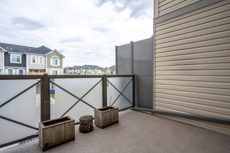105 Windstone Park Southwest, Airdrie, 2 Bedrooms Bedrooms, ,1.5 BathroomsBathrooms,Condos/Townhouses,For Rent,105 Windstone Park Southwest,3159
