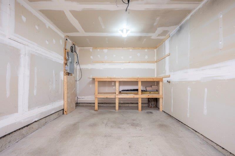 105 Windstone Park Southwest, Airdrie, 2 Bedrooms Bedrooms, ,1.5 BathroomsBathrooms,Condos/Townhouses,For Rent,105 Windstone Park Southwest,3159