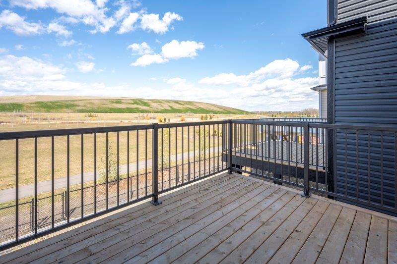 44 Walgrove Place Southeast, Calgary, 3 Bedrooms Bedrooms, ,3 BathroomsBathrooms,Houses,For Rent,44 Walgrove Place Southeast,3160