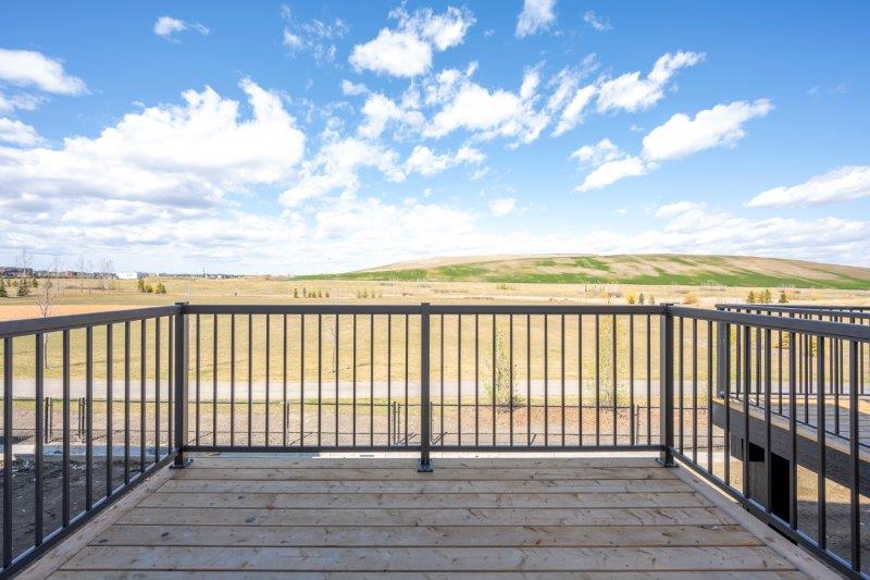 44 Walgrove Place Southeast, Calgary, 3 Bedrooms Bedrooms, ,3 BathroomsBathrooms,Houses,For Rent,44 Walgrove Place Southeast,3160