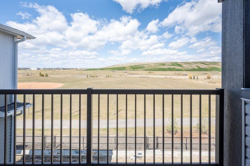 44 Walgrove Place Southeast, Calgary, 3 Bedrooms Bedrooms, ,3 BathroomsBathrooms,Houses,For Rent,44 Walgrove Place Southeast,3160