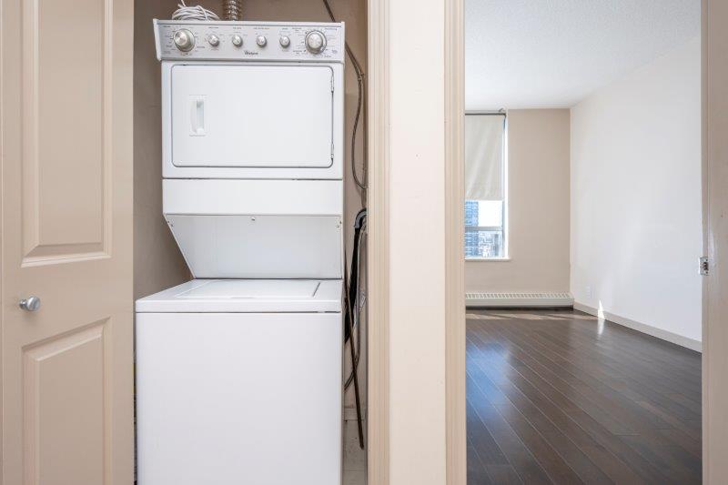 2201, 650 10 Street SW, Calgary, 2 Bedrooms Bedrooms, ,2 BathroomsBathrooms,Condos/Townhouses,For Rent,Axxis,2201, 650 10 Street SW,3162