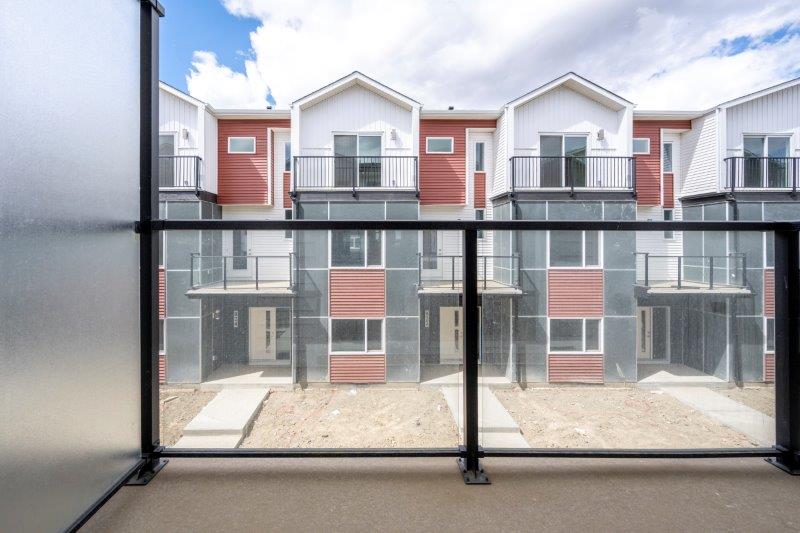 614 Red Sky Villas NE, Calgary, 3 Bedrooms Bedrooms, ,3.5 BathroomsBathrooms,Condos/Townhouses,For Rent,614 Red Sky Villas NE,3163
