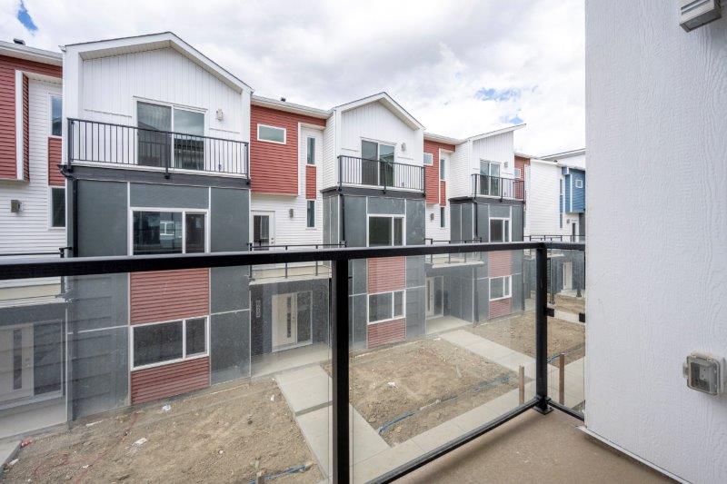 614 Red Sky Villas NE, Calgary, 3 Bedrooms Bedrooms, ,3.5 BathroomsBathrooms,Condos/Townhouses,For Rent,614 Red Sky Villas NE,3163