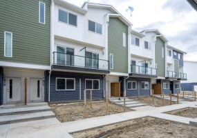 614 Red Sky Villas NE, Calgary, 3 Bedrooms Bedrooms, ,3.5 BathroomsBathrooms,Condos/Townhouses,For Rent,614 Red Sky Villas NE,3163