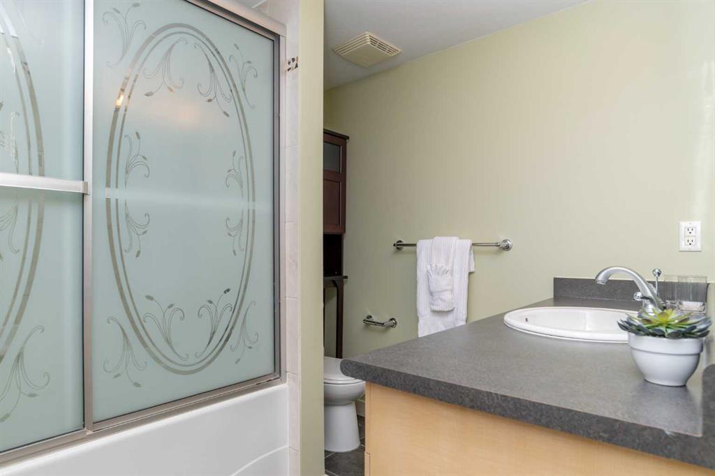 1403, 1088 6 Ave SW, Calgary, 1 Bedroom Bedrooms, ,1 BathroomBathrooms,Condos/Townhouses,For Sale,Barclay at Riverwest,14,3165