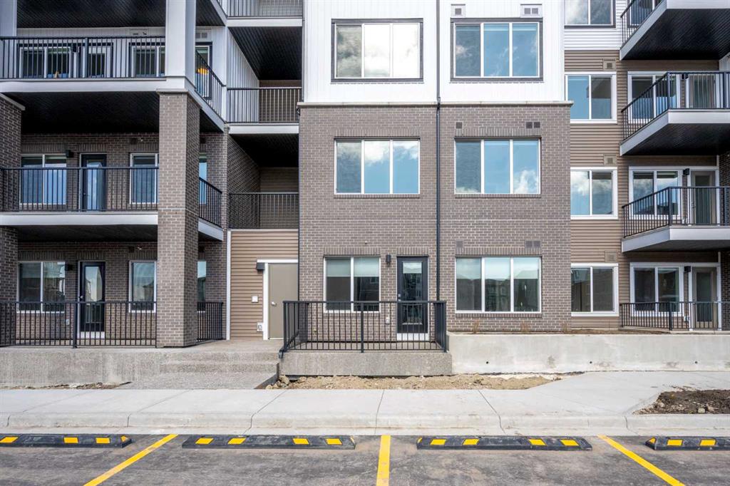 4104, 6 merganser Drive W, Chestermer, 2 Bedrooms Bedrooms, ,1 BathroomBathrooms,Condos/Townhouses,For Sale,1,3167