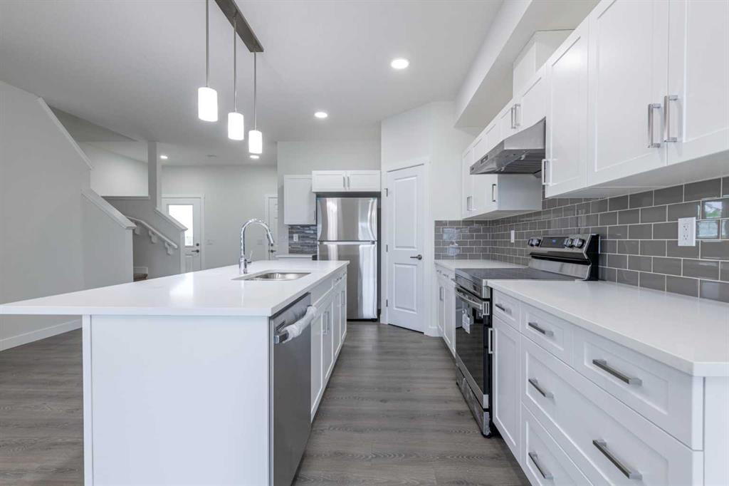 37 Walcrest Lane SE, Calgary, 3 Bedrooms Bedrooms, ,2 BathroomsBathrooms,Houses,For Sale,3168