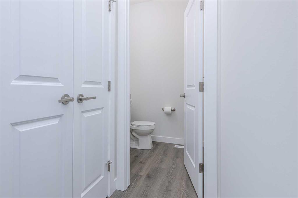 37 Walcrest Lane SE, Calgary, 3 Bedrooms Bedrooms, ,2 BathroomsBathrooms,Houses,For Sale,3168