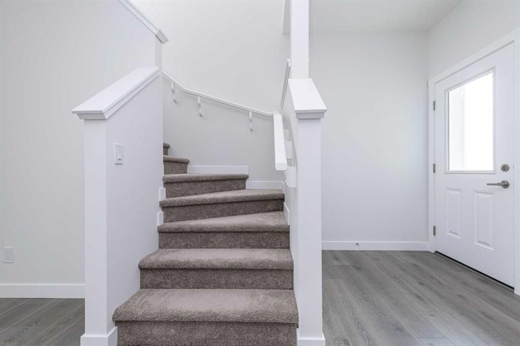 37 Walcrest Lane SE, Calgary, 3 Bedrooms Bedrooms, ,2 BathroomsBathrooms,Houses,For Sale,3168